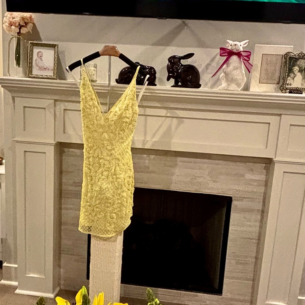 🍋 Primavera Couture Yellow Beaded Dress – Size 12 🍋 - Picture 3 of 16